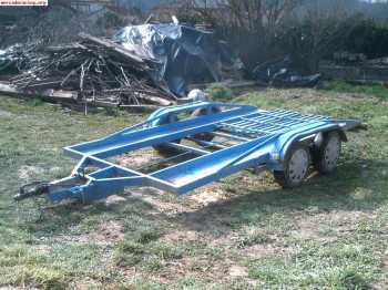 Remolque de dos ejes portavehiculos