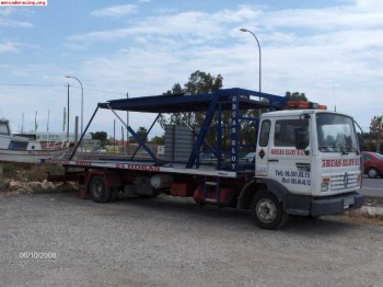 Se vende camion portavehiculos de 3 coches