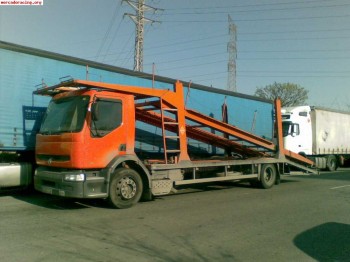 Se vende porta coches renault pemium 250cv