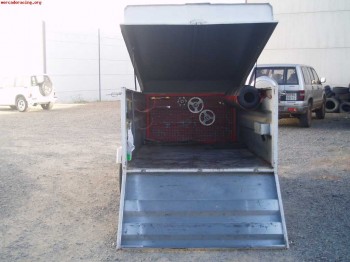 Remolque de 1.5 m x 2.5 m