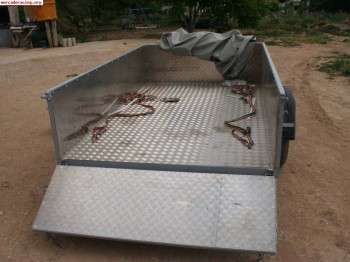 Remolque de 2.50x1,55 nuevo 1100€