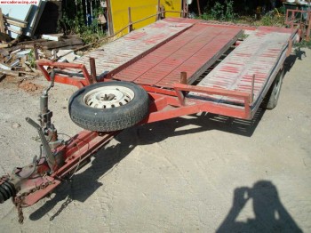 Remolque 750 kg. de un eje con freno