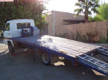 Vendo grua nisan trade