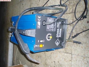 Soldador de hilo continuo