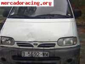 Vendo nissan vanette cargo diesel 900€