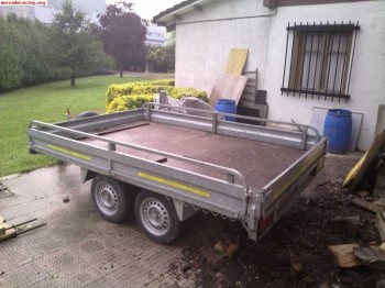 Remolque galbanizado