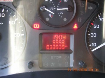 Se vende o se cambia peugeot partner hdi