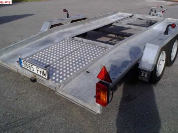 Vendo remolque portacoches con una matricula