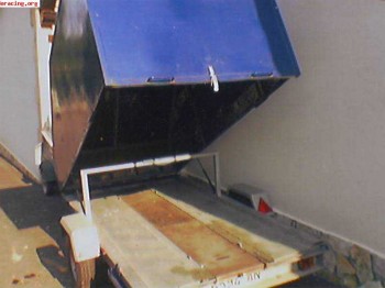 Remolque cerrado para kart o quad