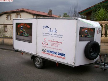 Vendo remolque carrozado para 4 kartas y herramientas