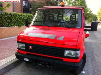 Grua porta vehiculos