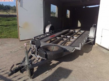 Se vende plataforma portacoches de 1 eje