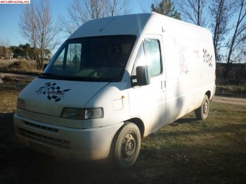 Vendo o cambio furgoneta de asistencia