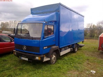 Camion mercedes para asistencia