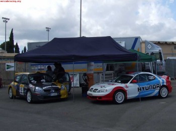 Se vende carpas y material de asistencia