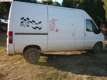 Vendo furgoneta de asistencia