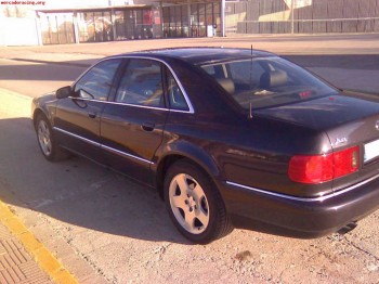 Se cambia audi a-8 por camión asistencia