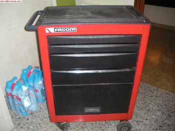 Carro de herramientas facom