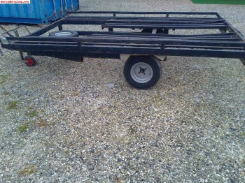 Remolque plataforma de 750 kilos  900 euros