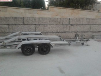 Se vende plataforma de 2 ejes