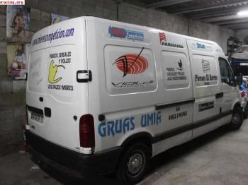 Se vende furgoneta renault master totalmente equipada!