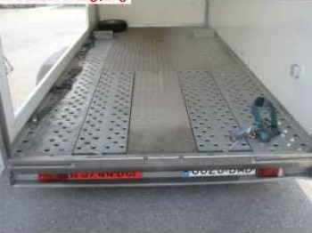 Remolque cerrado esva  ev-pt-46ce