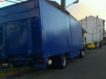 Camion asistencia mercedes 3999e