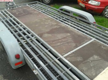 Se vende remolque portacoches