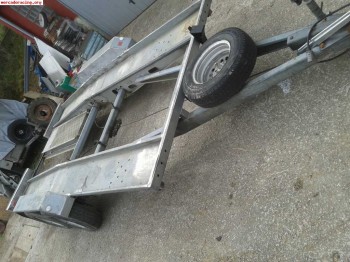 Plataforma portacoche de 2500kg bajada a 1650