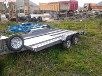 Vendo plataforma muy nueva doble eje buen precio