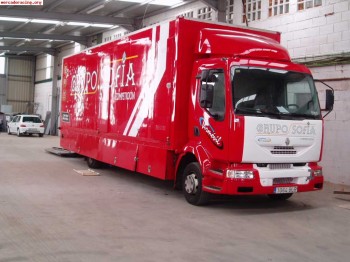 Fantastico camión de asistencia para dos vehiculos   motorho