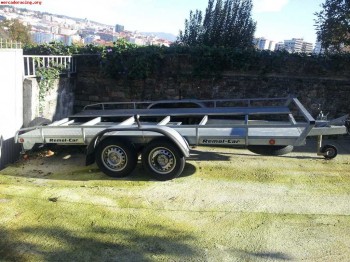 Alquiler plataforma de dos ejes.