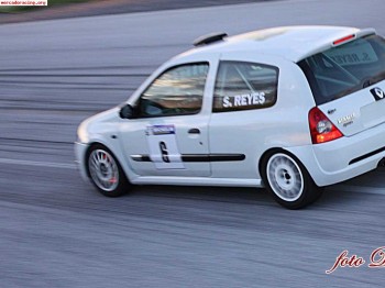 Se alquila clio cup 2