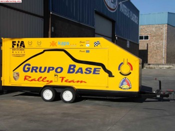 Remolque portacoches cerrado