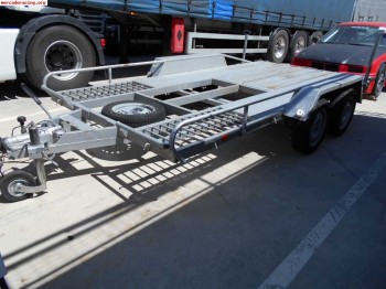 Se vende remolque portacoches 2.000kg