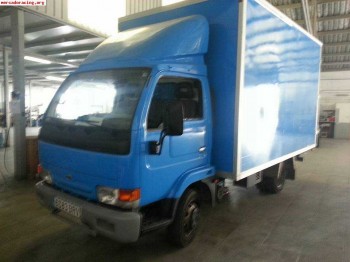 Se vende  camion nissan 3500k