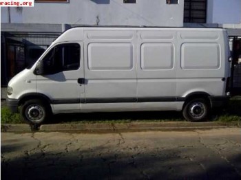 Renault master 2.5 dci batalla larga..2007..195.000 klm..