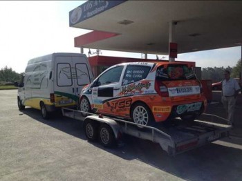 Se vende ford transit 2.5td ( furgoneta de asistencia), con 