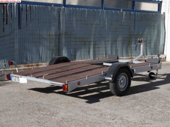Remolque de 750 kgs. muy nuevo.
