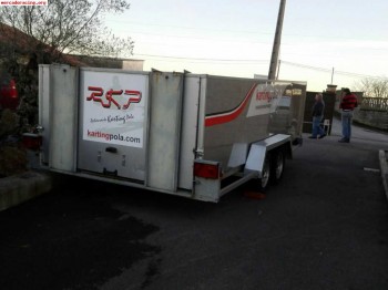 Se vende remolque plataforma 2 ejes cerrado formula pronto b