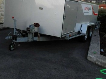 Se vende remolque plataforma 2 ejes cerrado economico formul