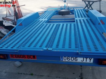 Remolque portacoches 2 ejes y 1.800 kg mma