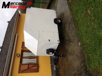 Remolque cerrado fibra jucal