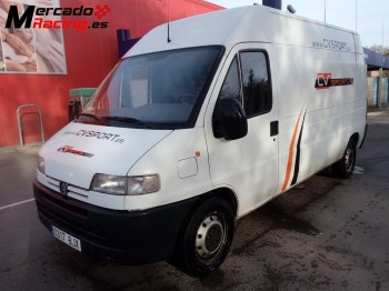 Peugeot boxer habilitada para asistencia