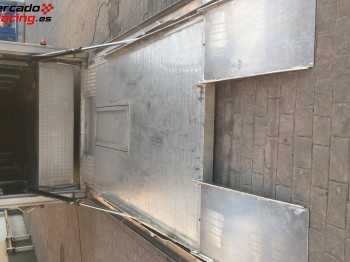 Semirremolque para seis coches