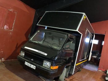 Furgon asistencia/portacoches