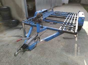 Remolque portacoches descansabacas