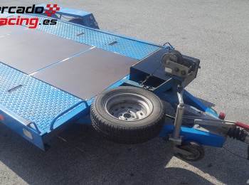 Remolque portacoches descansabacas.