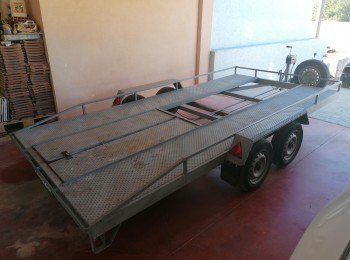 Remolque portacoche ligero