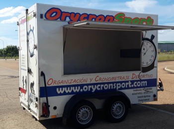 Remolque caja cerrada